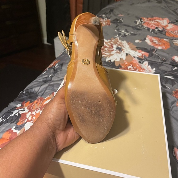 MK Open Toe bootie - Picture 4 of 4